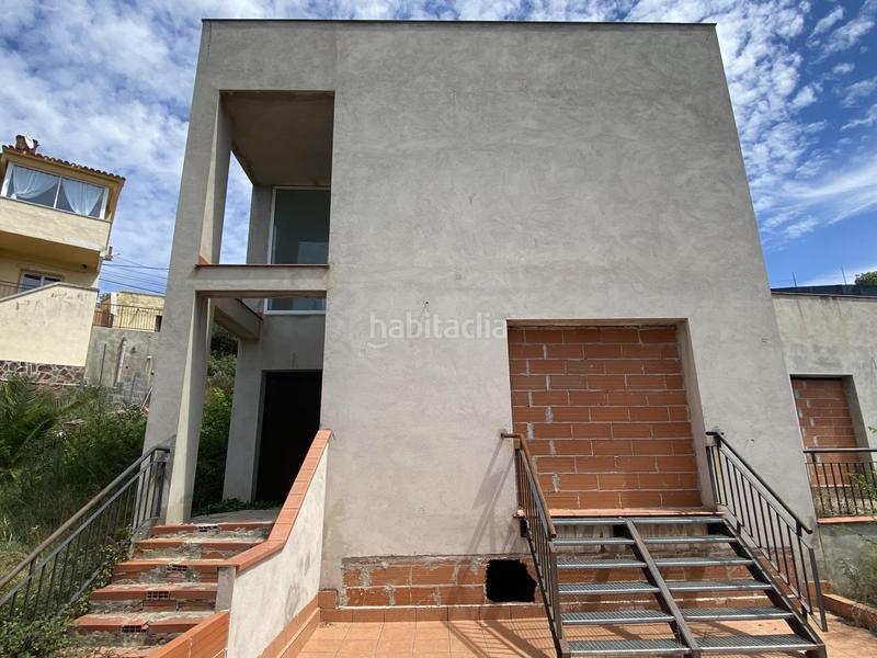 Foto 3a600932-e969-4e80-8b3d-254f0f2a2d0f. Casa amb aparcament a Can Rial Esparreguera
