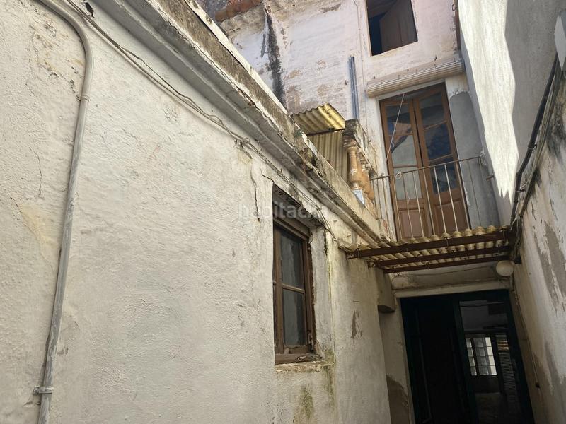 Foto 075d323a-3295-44ca-864e-fd8259a9841a. Casa adosada oportunidad única en el centro en Nucli Urbà Esparreguera