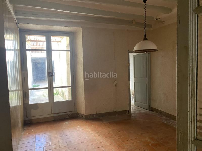 Foto b948ee25-32be-4f29-a44e-97f2bd8b4a9f. Casa adosada oportunidad única en el centro en Nucli Urbà Esparreguera