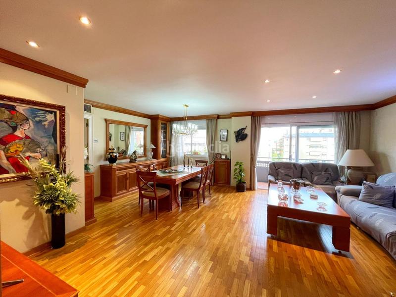 Foto 8f9927bf-d02f-472f-be99-99af0ef36d5a. Piso oportunidad por zona para entrar a vivir en Martorell