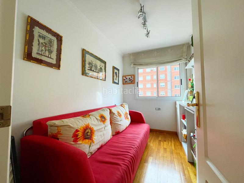 Foto f0fc1b13-3a75-4e85-aa18-287914df42d6. Piso oportunidad por zona para entrar a vivir en Martorell