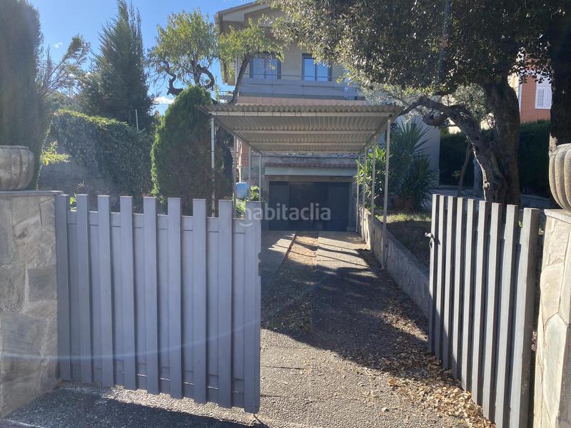 Foto 57fe0e7b-09bf-44ee-90b0-9486ad968664. House with heating parking in La plana Esparreguera