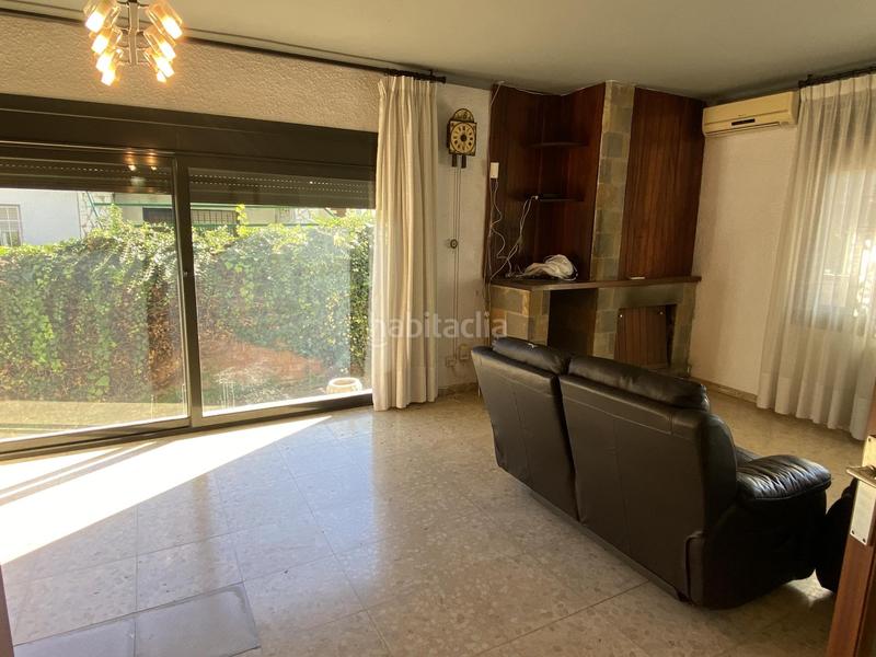 Foto 8ab8e024-d322-46ec-a732-9a87b59f6dc1. House with heating parking in La plana Esparreguera