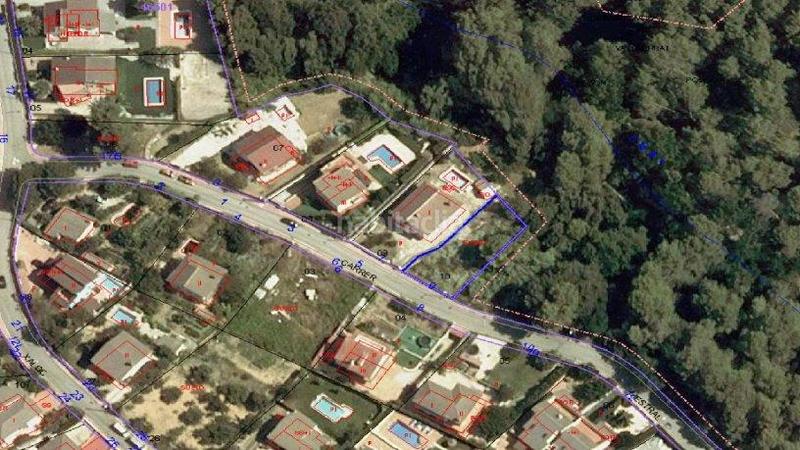 Foto cb939316-c214-421c-878d-51bb701254ab. Terrain résidentiel dans Sant Esteve Sesrovires