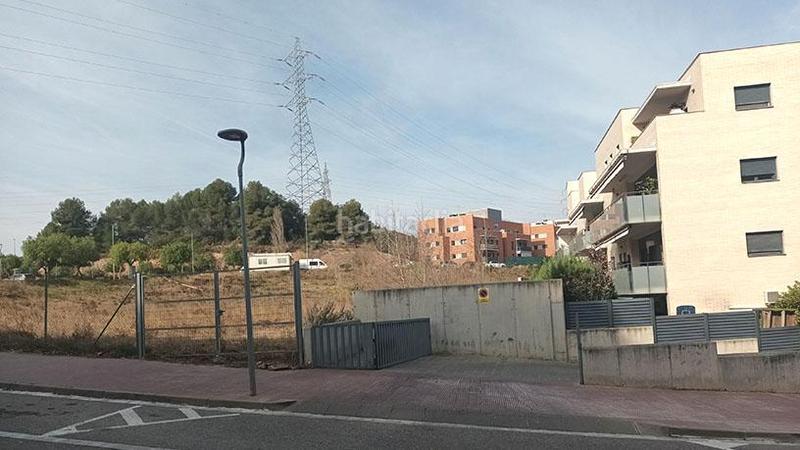 Foto f748c2d3-e06a-40a1-83b9-e8be692990b9. Terrain résidentiel dans Sant Esteve Sesrovires