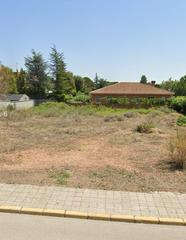 Terreny residencial a Sesoliveres-Pla de la Massa. Parcela de 1075m2 en la mejor zona de igualada