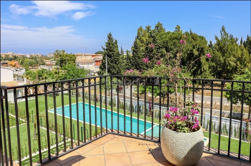 Foto 458f44ec-1502-49b8-be28-d45d6edb5066. Àtic amb aparcament piscina a El Montgó Dénia