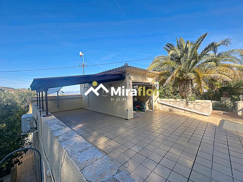 Foto dfdee179-2055-4b8c-8531-022e432e517e. Chalet con camino riscaldamento parcheggio piscina in Dénia