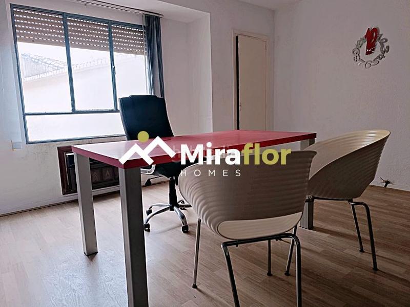 Foto 1b6519c0-d3c9-4893-8293-8f0a11f86fa0. Pis a avinguda jaume i 48 a Pego