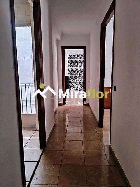 Foto aaaa85ba-b620-41e5-a7f8-24ebda2f3697. Pis a avinguda jaume i 48 a Pego