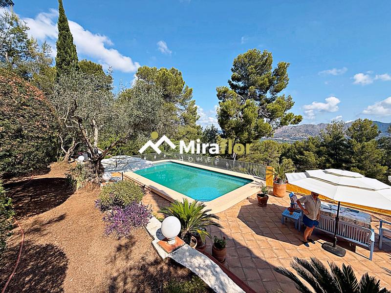 Foto 2a28fe2d-fe76-4489-b5df-f9dd02a6cd4d. Chalet con camino riscaldamento parcheggio piscina in Benidoleig