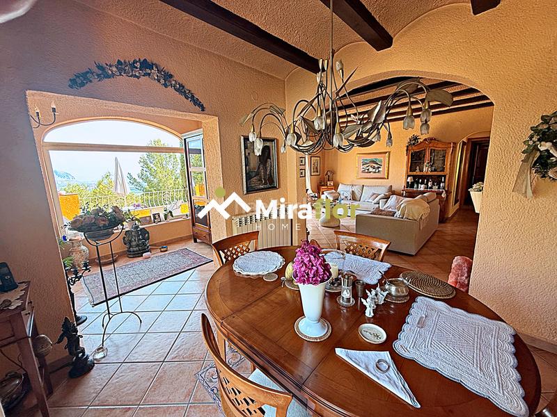 Foto 36208f93-0da7-4db7-ba97-0830d0e0d636. Chalet con camino riscaldamento parcheggio piscina in Benidoleig