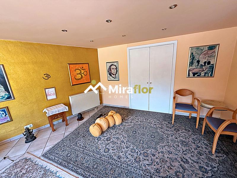 Foto 45f6fc76-80f4-4837-b38b-b23c0ef13f9a. Chalet con camino riscaldamento parcheggio piscina in Benidoleig