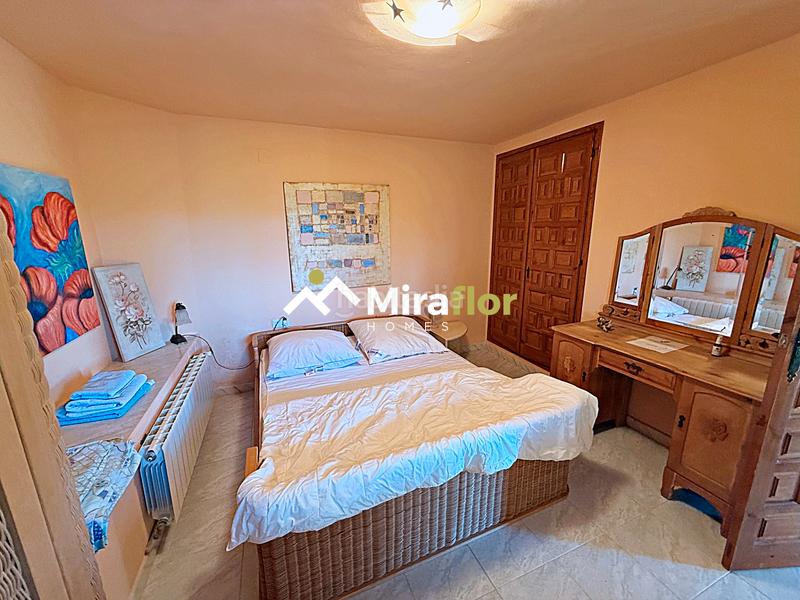 Foto aa8f6173-9ce7-4e01-9e00-6678fc72eed0. Chalet con camino riscaldamento parcheggio piscina in Benidoleig