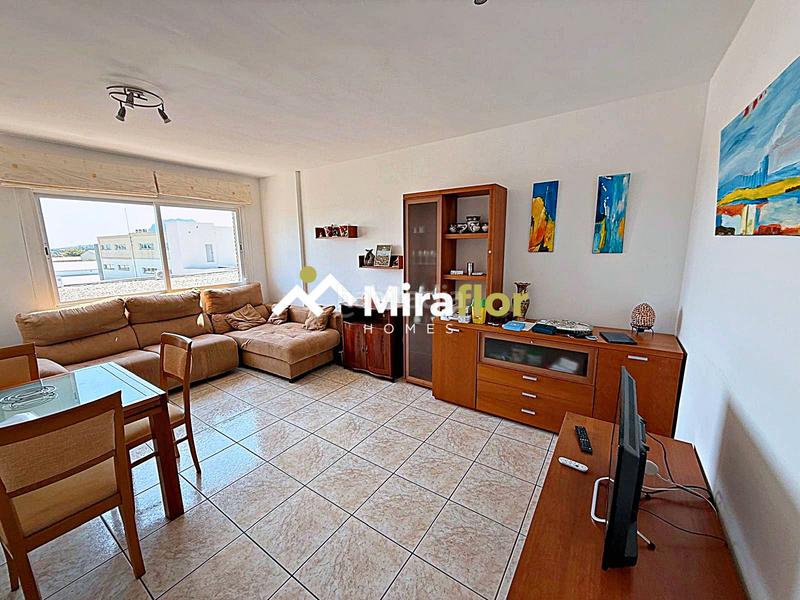 Foto fedf9bfa-6451-4cb0-bfe4-3ba8a35a9072. Attico con parcheggio in Ondara