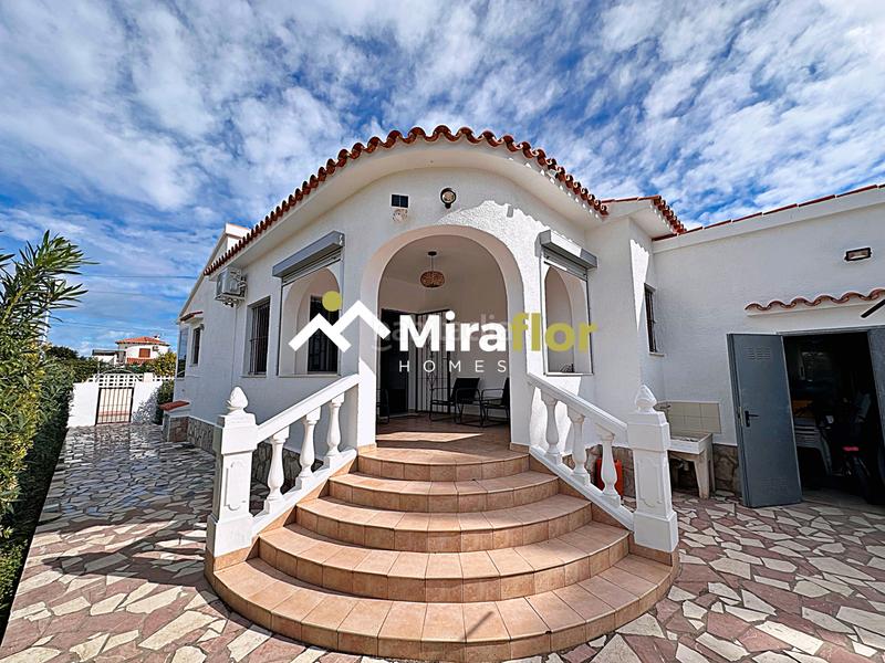 Foto 51d449d7-24e8-46a3-9972-f68c10a0383c. Chalet avec parking dans Poblets (els)