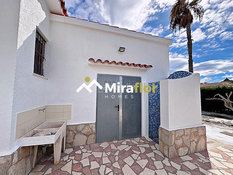 Foto 7ef953a7-6962-44af-8a11-10a3e34d9fd6. Chalet avec parking dans Poblets (els)