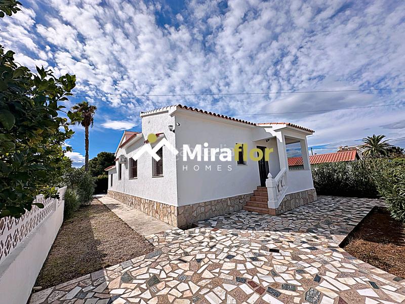 Foto 90acab3f-1f9d-4ac1-96ba-609162f0a264. Chalet avec parking dans Poblets (els)