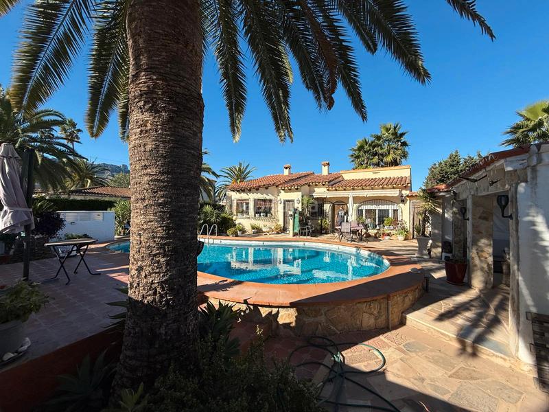 Foto 18b2ff99-326b-4204-b90c-431d642023f2. Chalet con camino riscaldamento parcheggio piscina in Poblets (els)