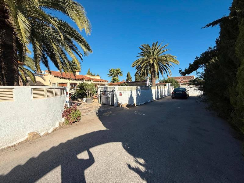 Foto 3839a5fb-1c39-45b5-a6fe-493ad8957442. Chalet con camino riscaldamento parcheggio piscina in Poblets (els)