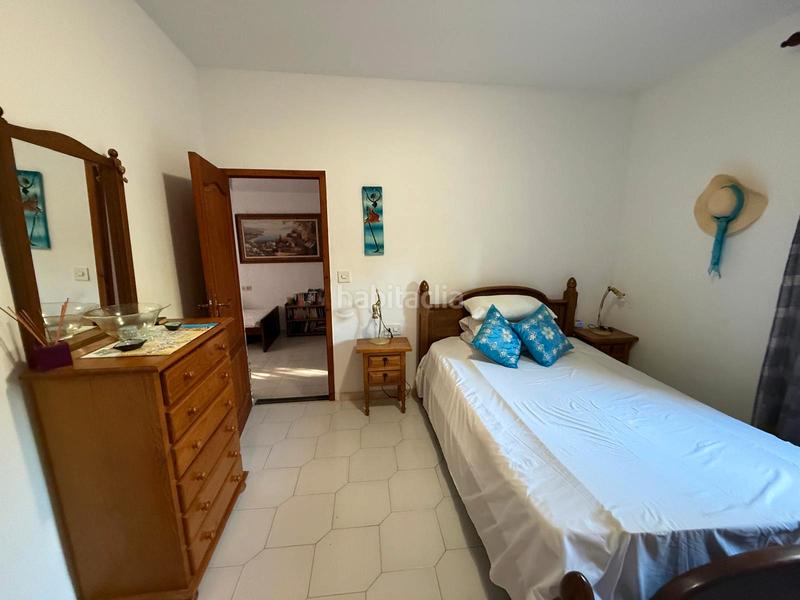 Foto c75b0fc0-021f-4c74-b9ed-ac0affb70df7. Chalet con camino riscaldamento parcheggio piscina in Poblets (els)