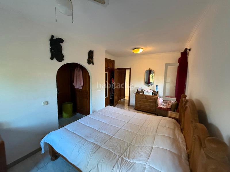 Foto d5b7a522-f999-4552-8f6c-9144c3bc7bfe. Chalet con camino riscaldamento parcheggio piscina in Poblets (els)