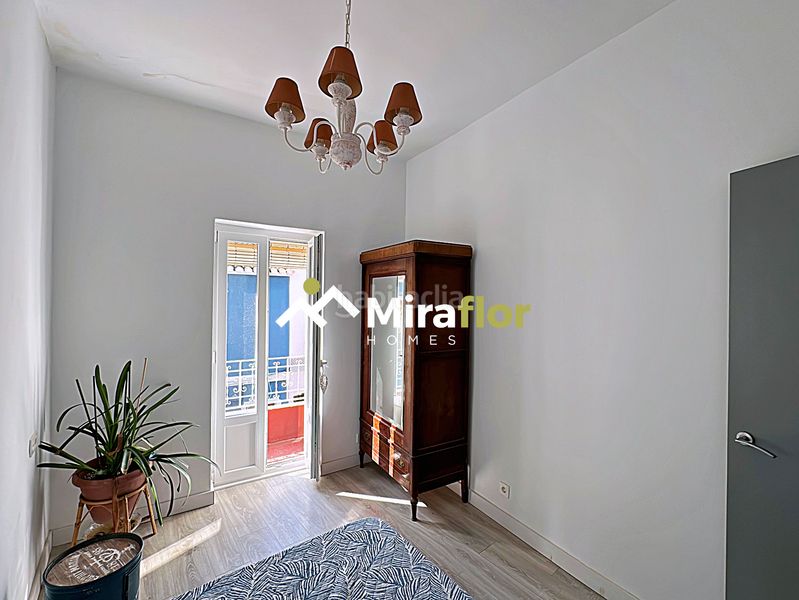 Foto 8643d6f7-717a-43c0-9343-dc64e5e0c32b. Casa adossada amb xemeneia calefacció aparcament a Dénia