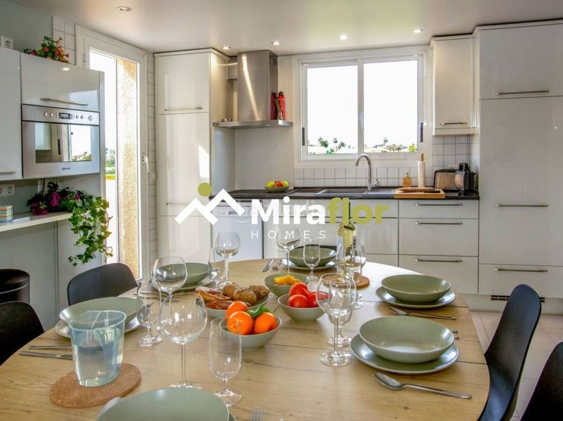 Foto 501bf7b5-2be4-4310-adfd-492de1444766. Apartament amb aparcament piscina a El Puerto Dénia