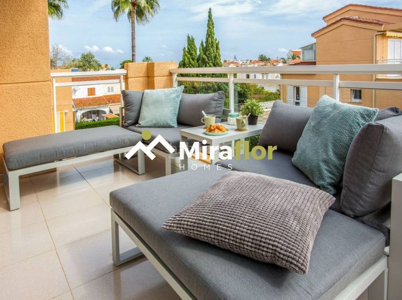 Foto a3fadf6a-c1d3-4f60-b05b-8ffee61ab60f. Apartament amb aparcament piscina a El Puerto Dénia