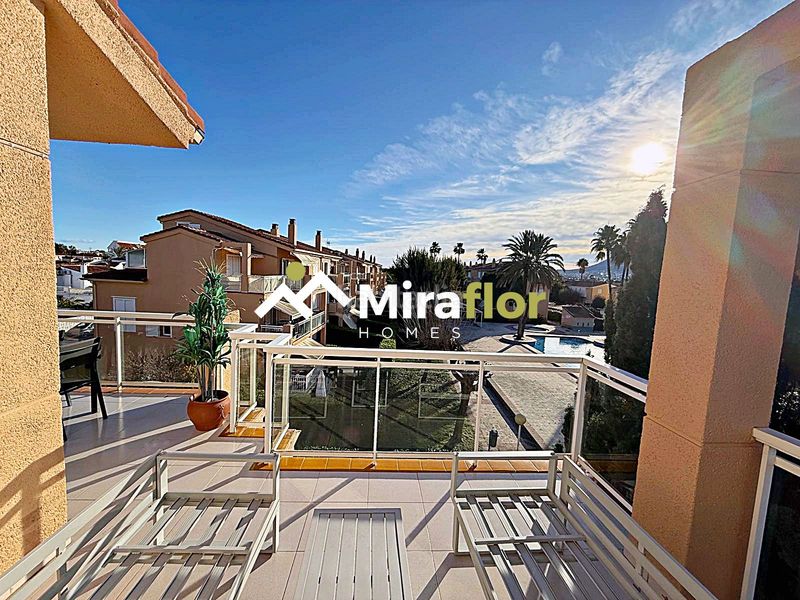 Foto ddd68e0f-531c-4c37-8405-832c1a5a7b34. Apartament amb aparcament piscina a El Puerto Dénia