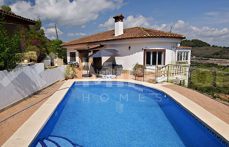 Foto e6d88f12-655c-4c49-8578-b4cf3bc592cf. Chalet with fireplace heating parking pool in Font d´en Carròs (la)