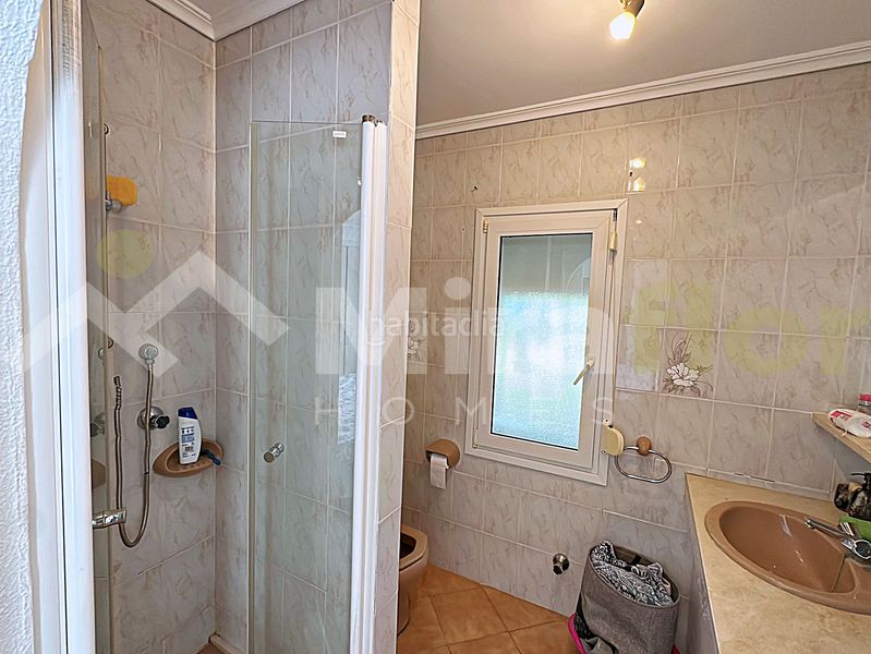 Foto f786d36f-64b9-47a5-82b6-6c8654e7fdb7. Xalet amb xemeneia aparcament piscina a La Pedrera-Vessanes Dénia