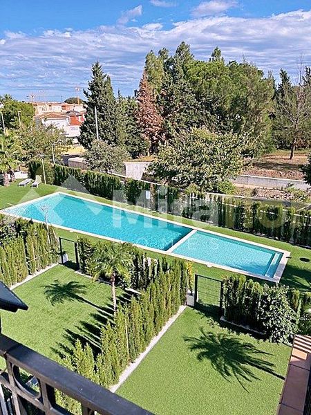 Foto 5cb3b919-1699-4afb-9c4c-eced532c1da9. Àtic amb aparcament piscina a El Montgó Dénia