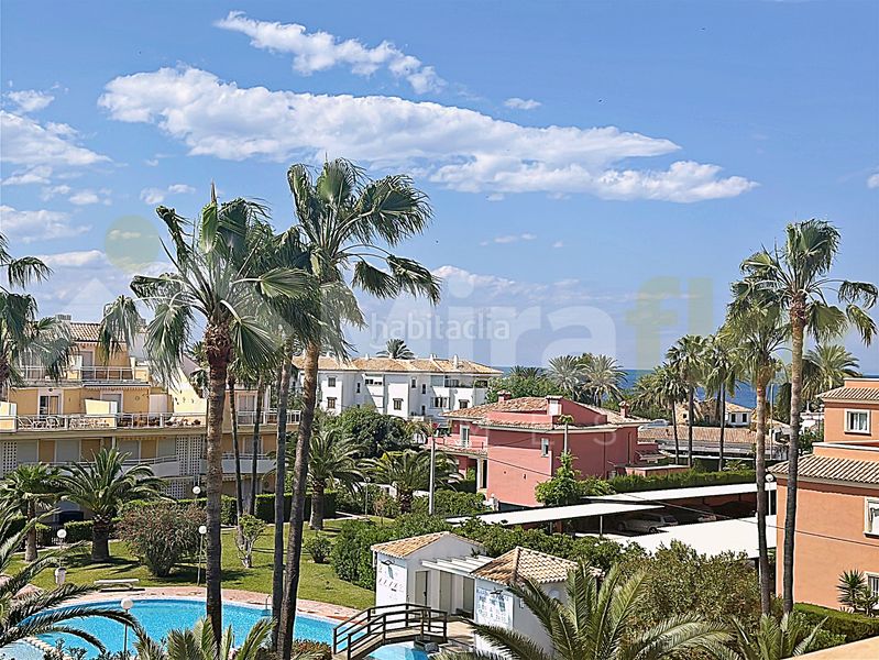 Foto 004ec8ff-dae4-462c-a753-683c4e932fdb. Àtic amb aparcament piscina a Les Bassetes - El Marjal Dénia