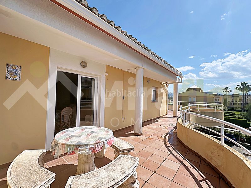 Foto bbf18012-833a-40ac-ad40-4e4985970047. Àtic amb aparcament piscina a Les Bassetes - El Marjal Dénia