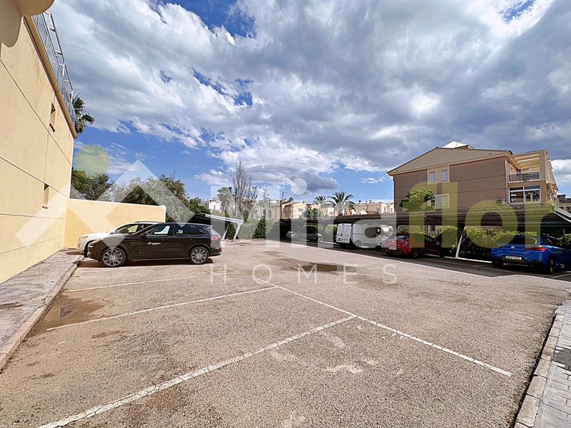 Foto 0def1351-9aae-4391-8fa1-6c5ff7a85dd6. Apartament amb calefacció aparcament piscina a Les Bassetes - El Marjal Dénia
