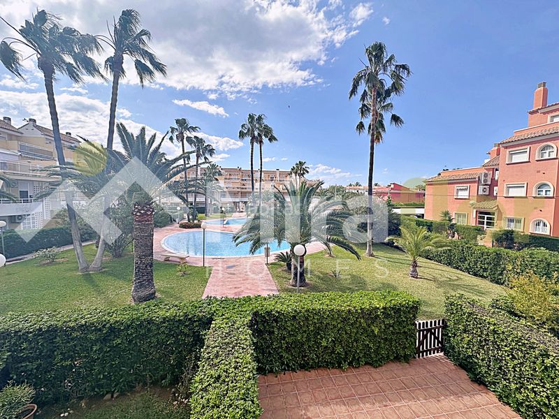 Foto 29efa725-3151-44b3-89aa-4f6e1f9d05aa. Apartament amb calefacció aparcament piscina a Les Bassetes - El Marjal Dénia