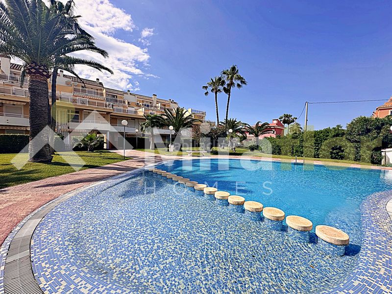 Foto 4a80d86d-d032-4542-aa82-b358ae4d80cf. Apartament amb calefacció aparcament piscina a Les Bassetes - El Marjal Dénia