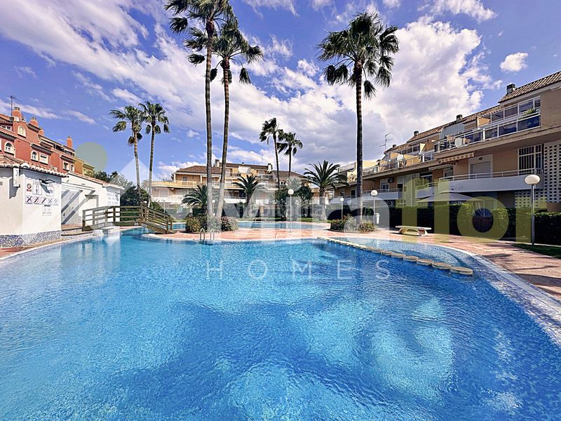 Foto 77a1bd8c-5531-4e3a-8c44-e9170c363f74. Apartament amb calefacció aparcament piscina a Les Bassetes - El Marjal Dénia