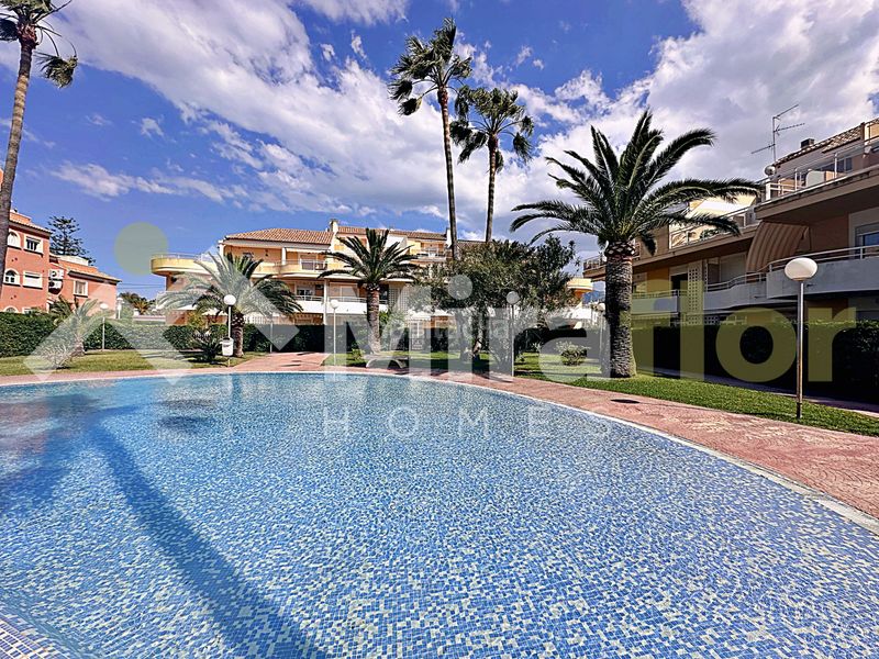 Foto 93e37434-2e62-4fc1-aebf-c5c4916ddc27. Apartament amb calefacció aparcament piscina a Les Bassetes - El Marjal Dénia
