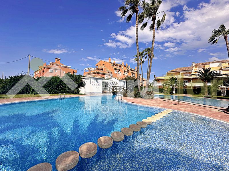 Foto eaf0514b-bb54-4ea6-b66f-11a9609895d8. Apartament amb calefacció aparcament piscina a Les Bassetes - El Marjal Dénia