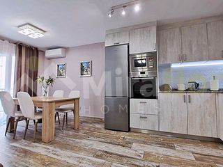 Flat  Avinguda de ramón ortega 22. Encantador apartamento de 3 dormitorios en el 3 piso edificio (c