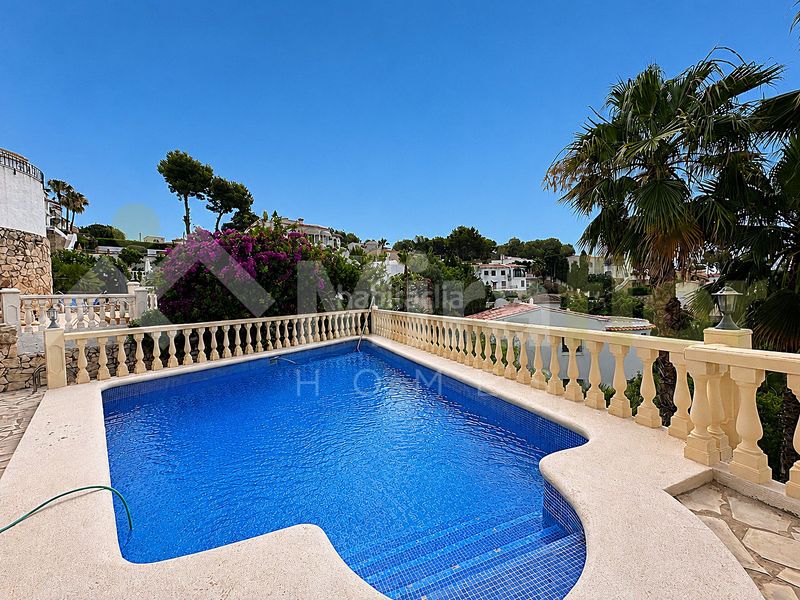 Foto 95e5f807-360c-4e6a-a83b-4030e1666e33. Xalet amb xemeneia aparcament piscina a La Viña-Montemar-San Jaime Benissa