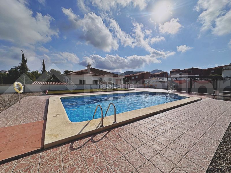 Foto db3931ee-ac42-4914-808e-d2941d2558ca. Towny house in urbanització l in Ráfol de Almunia