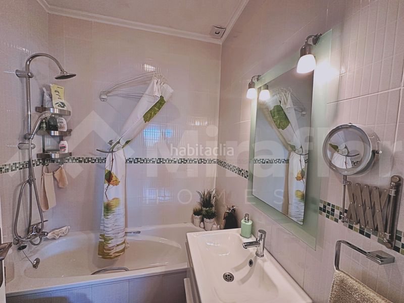 Foto dd358323-758c-4a5f-b050-6d3a87665cb6. Towny house in urbanització l in Ráfol de Almunia