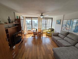 Appartement à Avenida de holanda 20. Oportunidad apartamento reformado edificio benacantil
