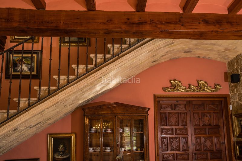 Foto ad8e5582-6770-45a9-8663-3d3fc8be3a09. Xalet amb xemeneia calefacció aparcament piscina a Dénia