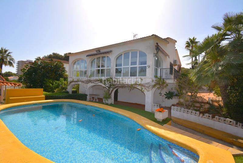 Foto c91a406d-1372-4ca9-b929-f58869f5667d. Xalet amb xemeneia calefacció aparcament piscina a Dénia