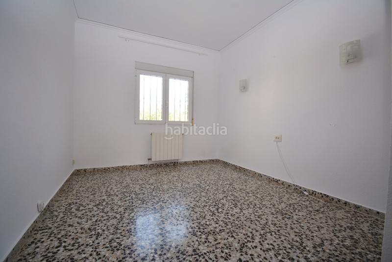 Foto fb07f5a3-3d2a-48c5-afda-7b0f51cd954e. Xalet amb xemeneia calefacció aparcament piscina a Dénia