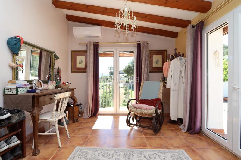 Foto 558ea4e9-1963-420d-9b7d-0e9c0ee5d024. Chalet villa en enclave único con gran parcela frente al valle de Jesús Pobre en Dénia